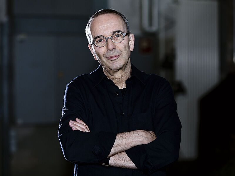 Foto des Schauspiel- und Opernregisseurs Jossi Wieler